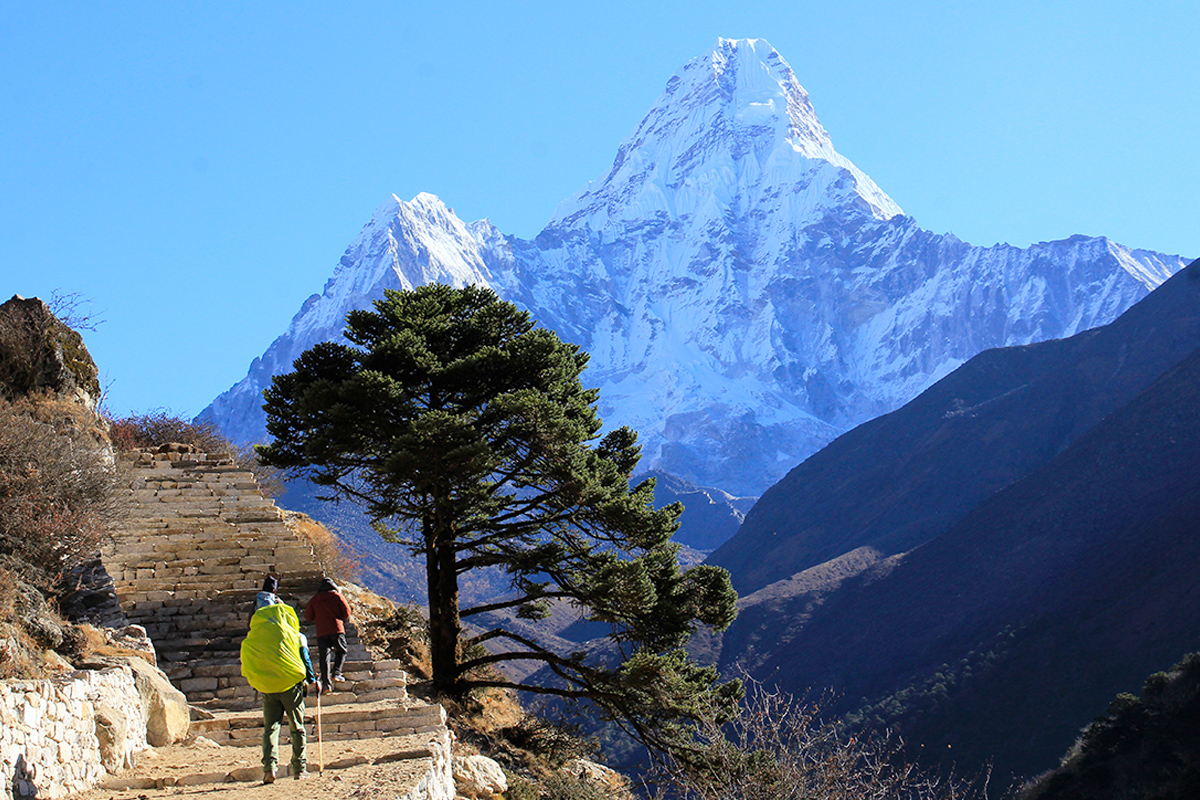 Ama Dablam